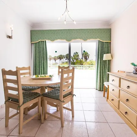 Two Bedroom Near El Duque Beach, Apartment