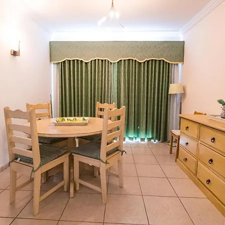 Two Bedroom Near El Duque Beach, Apartamento Costa Adeje (Tenerife)