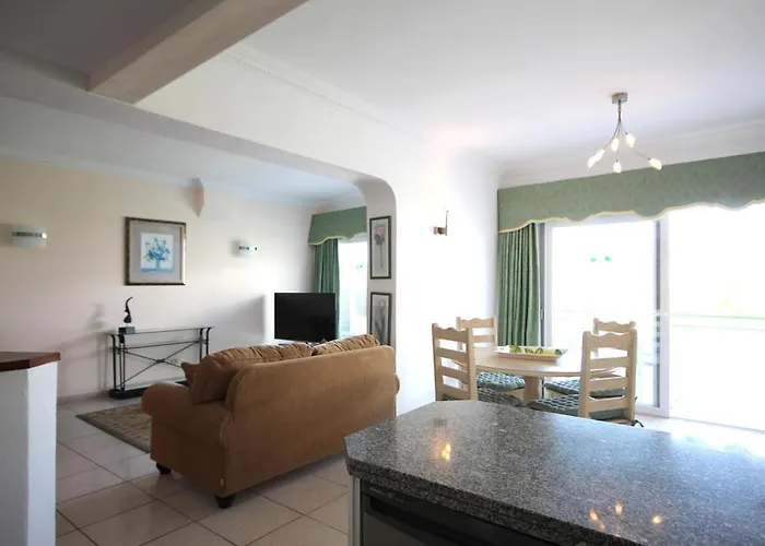 דירה Two Bedroom Near El Duque Beach, *